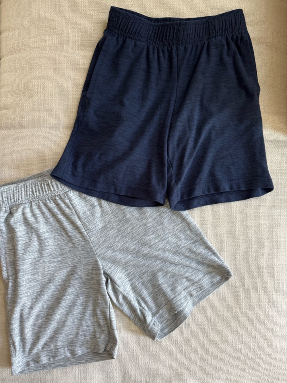 Old Navy set of 2 boys athletic shorts